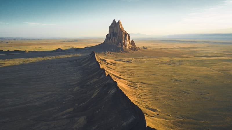 Beyond the Illusion: How the Dunning‑Kruger Effect Skews Risk Management for New Traders